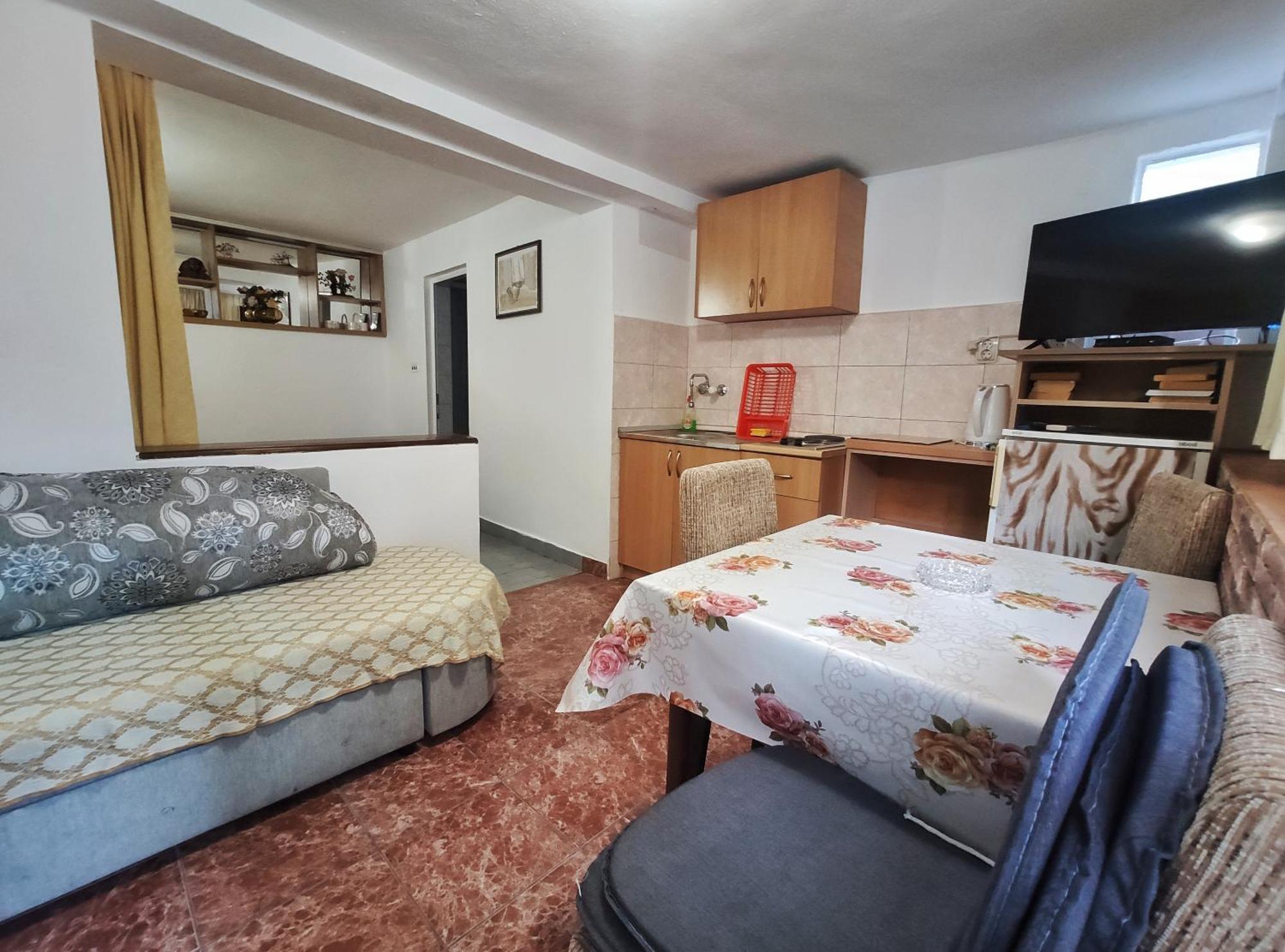 Apartments Gvozdenovic Petrovac Exteriör bild